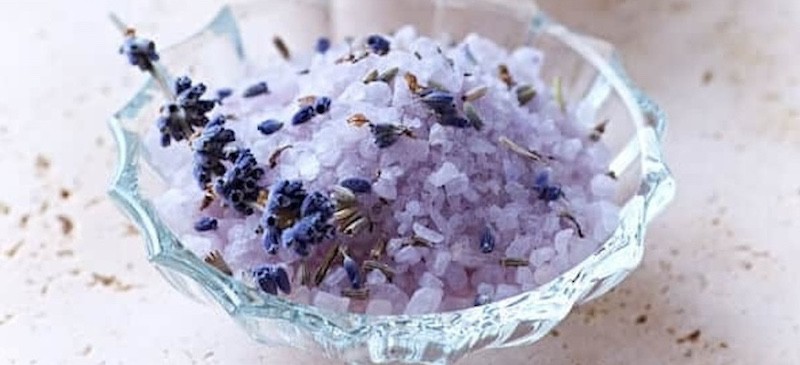 Homemade healing bath salts - Dr. Axe