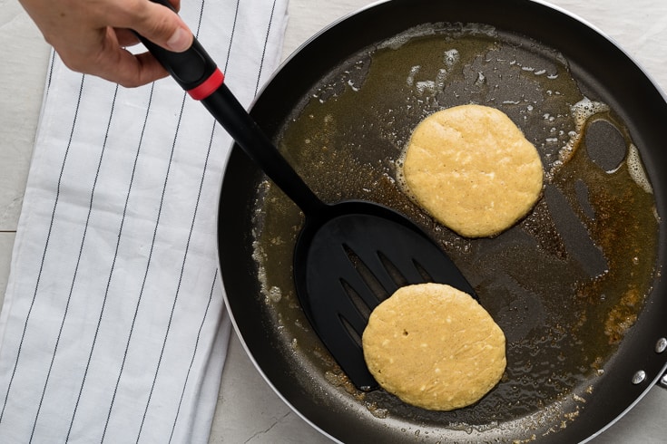 Low-carb pancakes step 5 - Dr. Axe