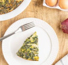 Crustless spinach quiche - Dr. Axe